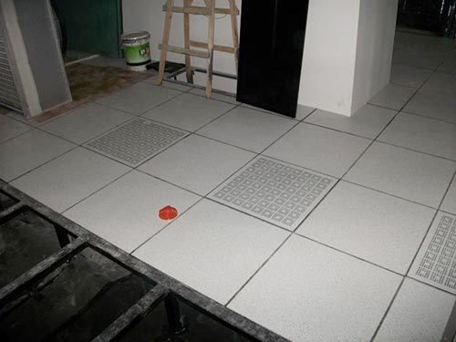 防靜電通風活動地板