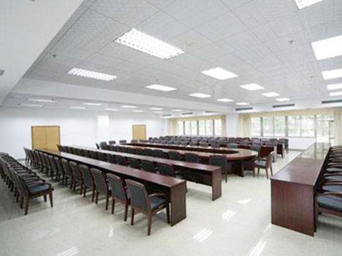 長沙雙勝機房設備有限公司,長沙防靜電地板,長沙防靜電地板價格,機房裝修,機房墻板,防靜電接地